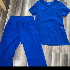 Scrub set. Size small